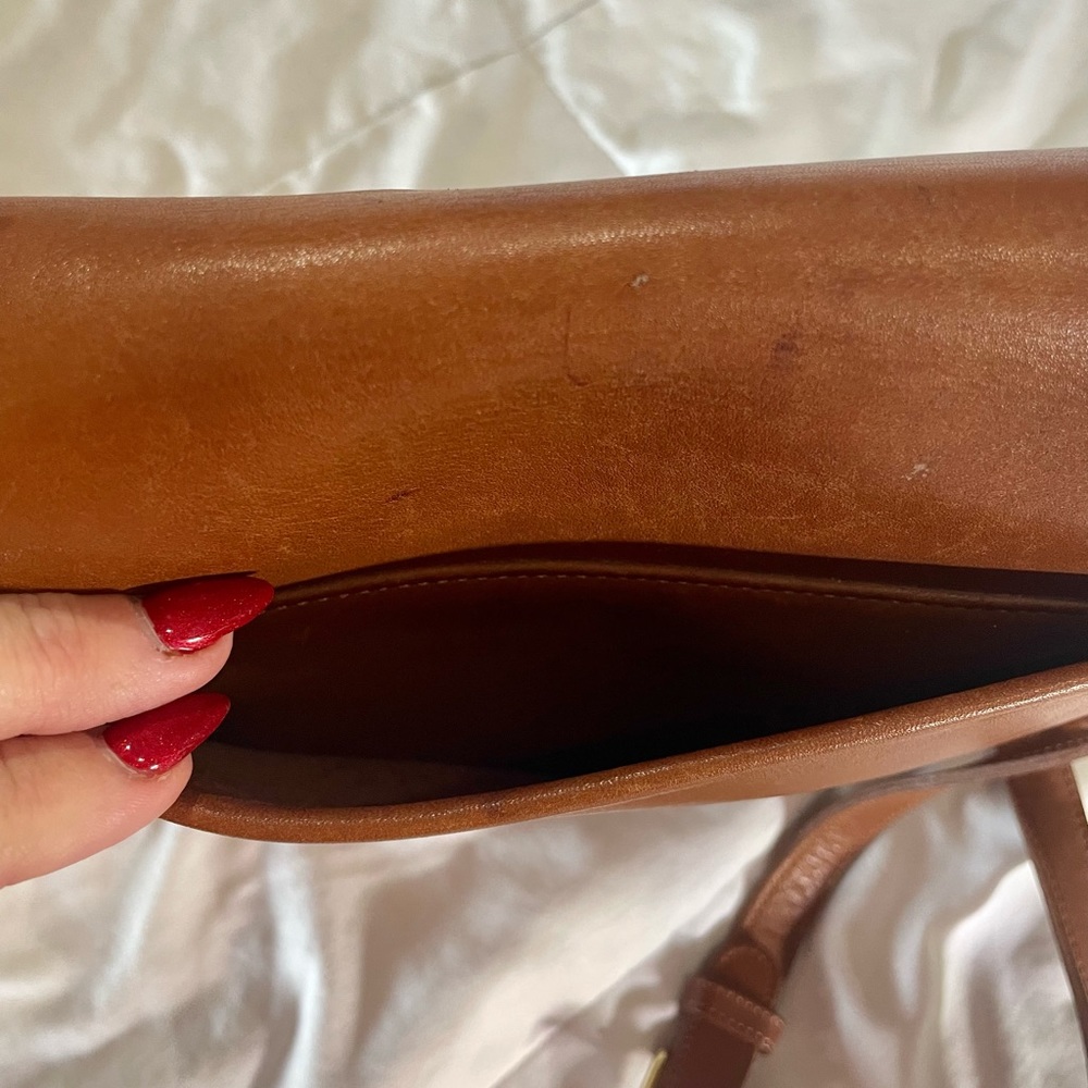 Coach Vintage Leather Crossbody - Picture 11 of 11
